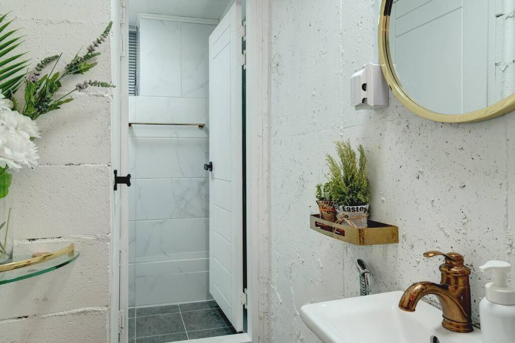 Hongdae 4Bed Room House Seoul Exterior photo