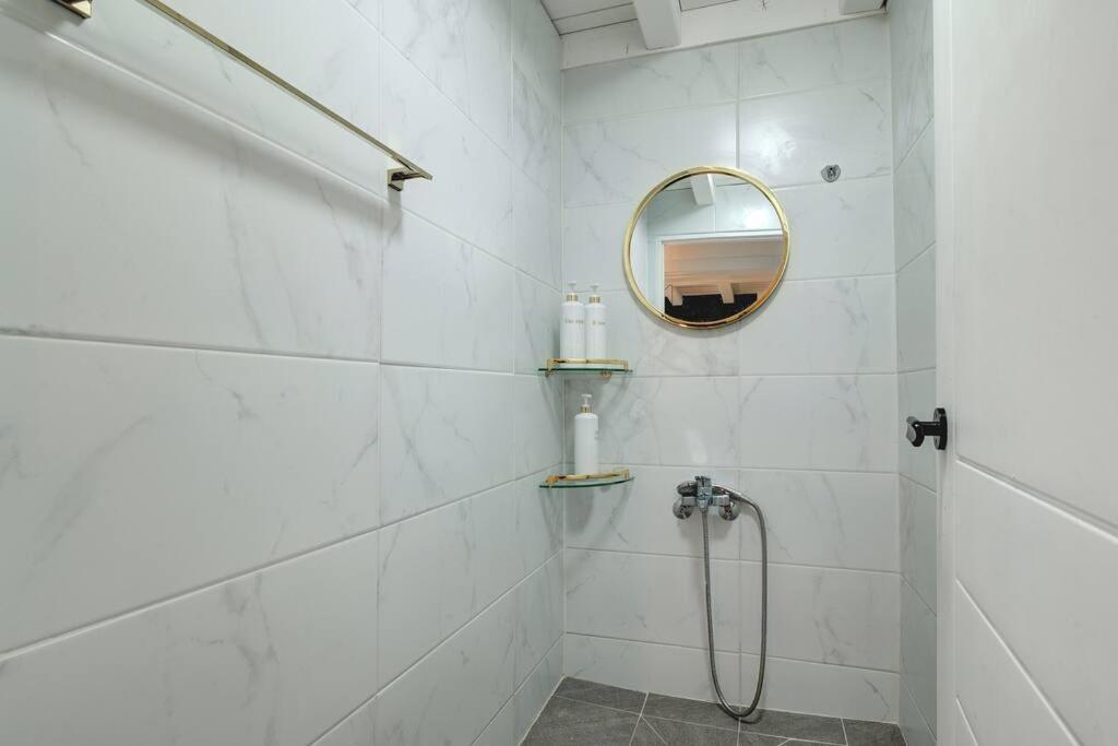 Hongdae 4Bed Room House Seoul Exterior photo